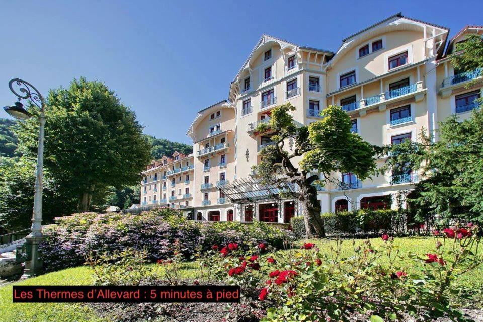 Bien-être et bonheur au pied des Thermes Allevard Exterior foto